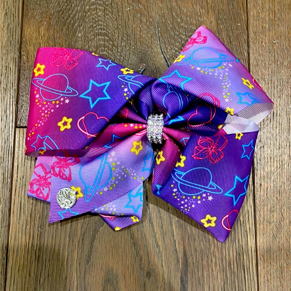 Jojo Siwa Bow